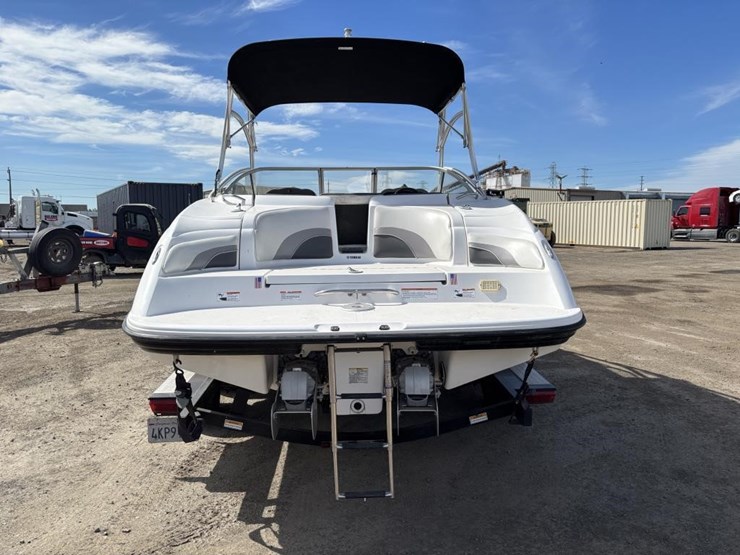 2005-unknown-trailer-image-9