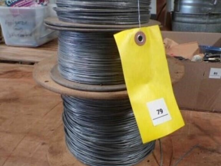 3-partial-rolls-of-fence-wire-image-1