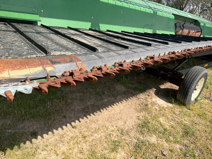 2017-john-deere-630fd-image-14