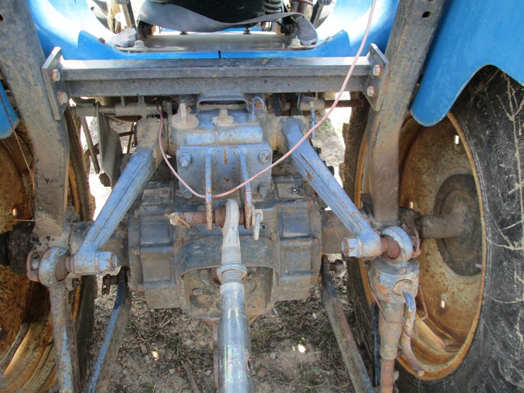 new-holland-1725-image-8