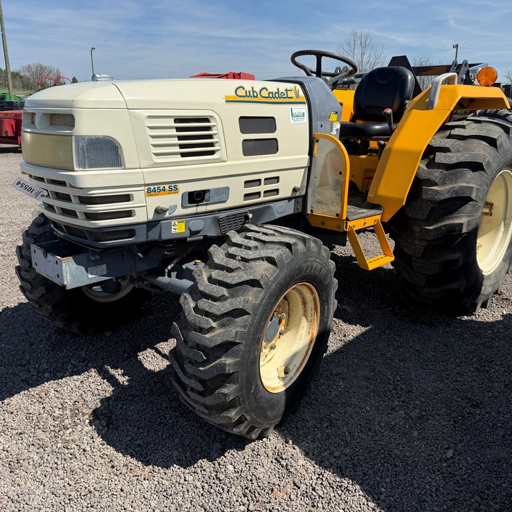 CUB CADET 8454