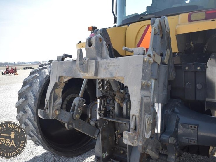 2004-challenger-mt765b-image-32