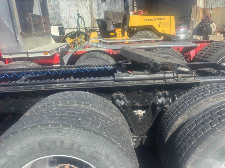 2000-kenworth-w900-image-12