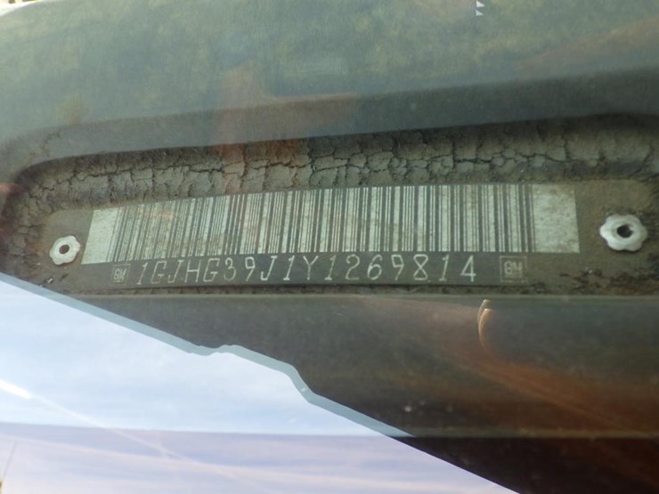 2000-gmc-safari-image-15