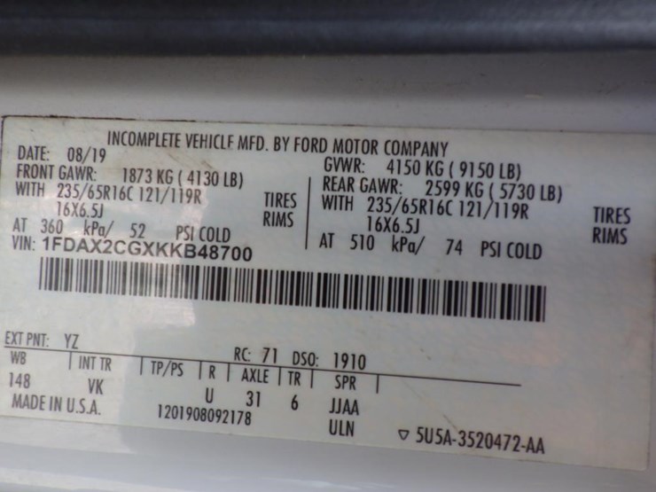 2019-ford-transit-image-16