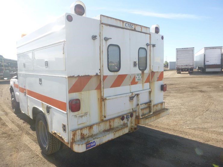 2003-ford-f450-image-7