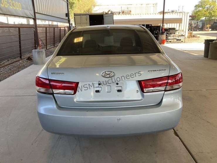 2008-hyundai-sonata-gls-sdn-image-6