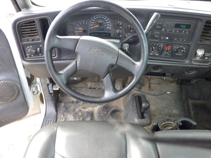 2003-chevrolet-1500-image-7