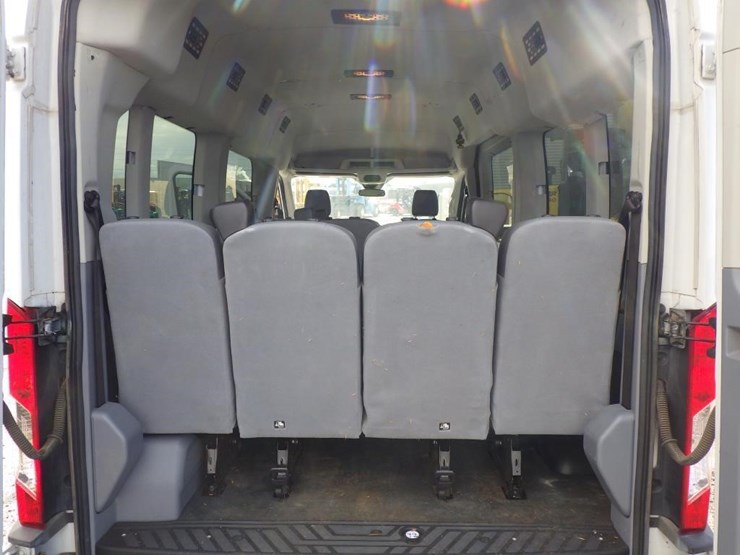 2019-ford-transit-image-8