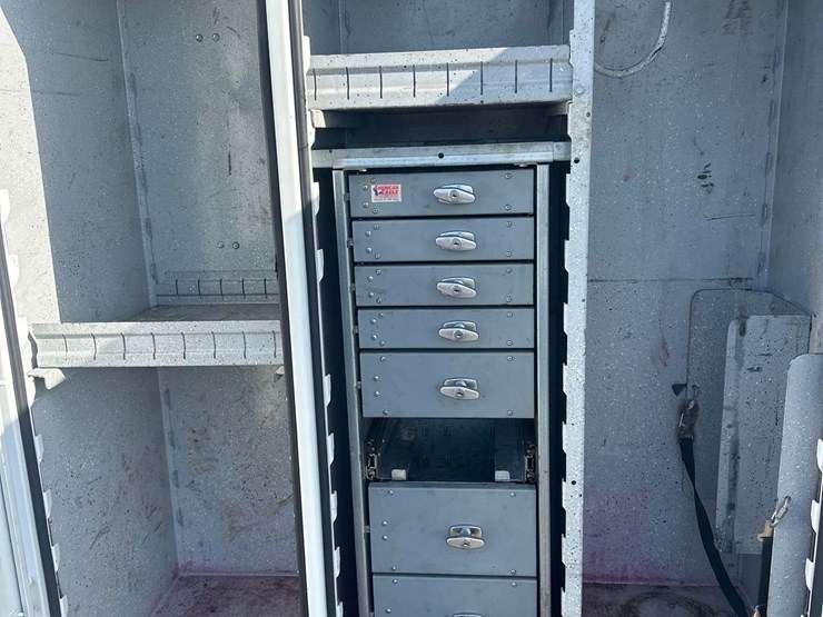 2019-ford-f750-image-31