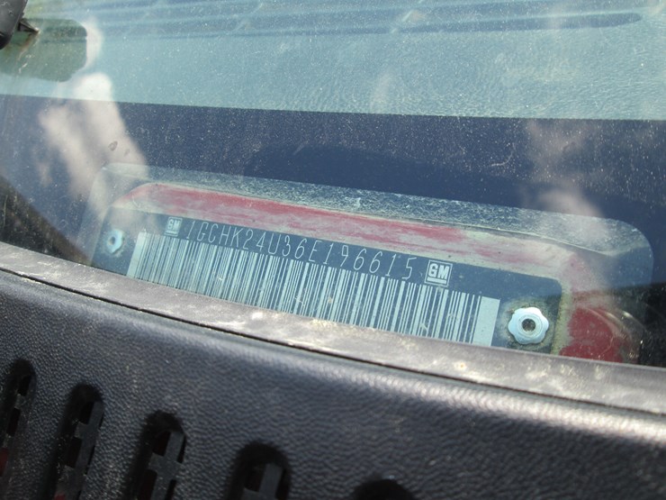 2006-chevrolet-2500hd-image-36