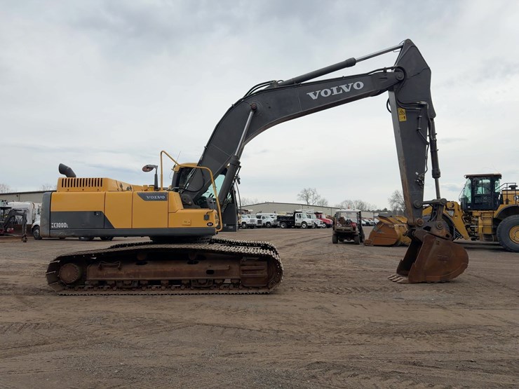 2013-volvo-ec300dl-image-6
