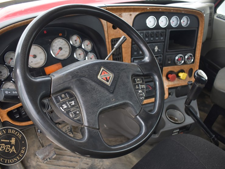 2008-international-prostar-image-43