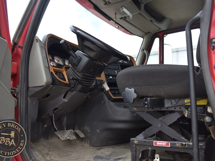 2008-international-prostar-image-36