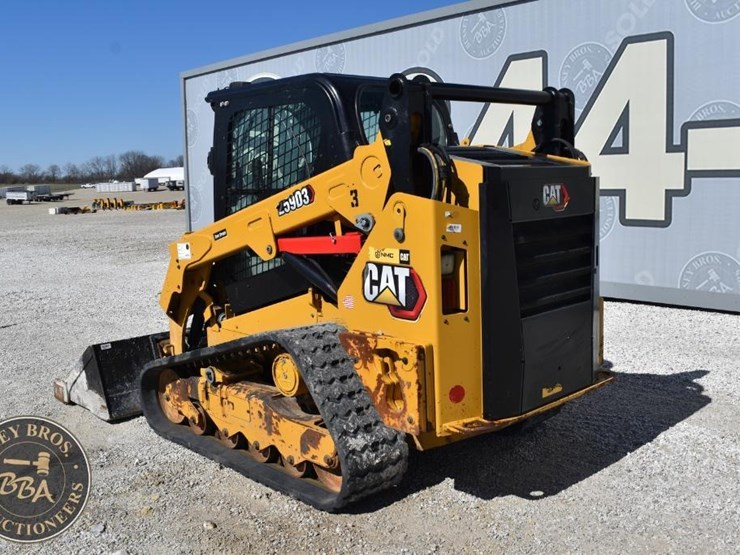 2023-caterpillar-259d3-image-3