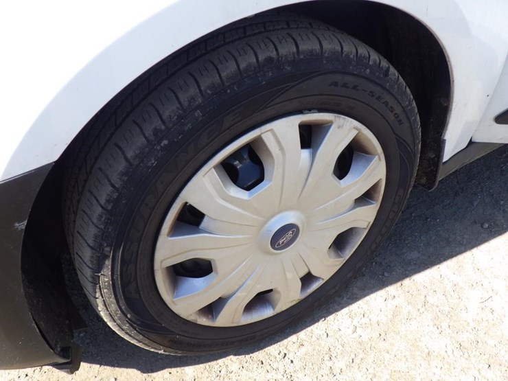 2020-ford-transit-connect-image-13