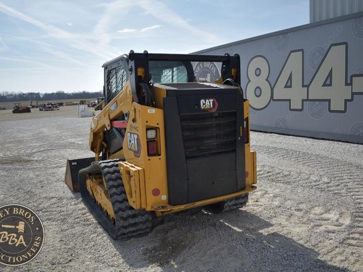 2022-caterpillar-259d3-image-7
