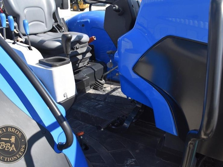 2023-new-holland-workmaster-120-image-35