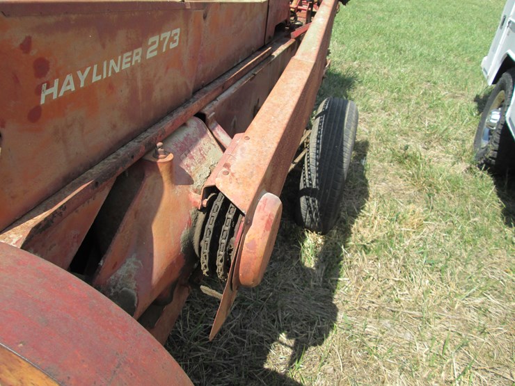 new-holland-273-image-15