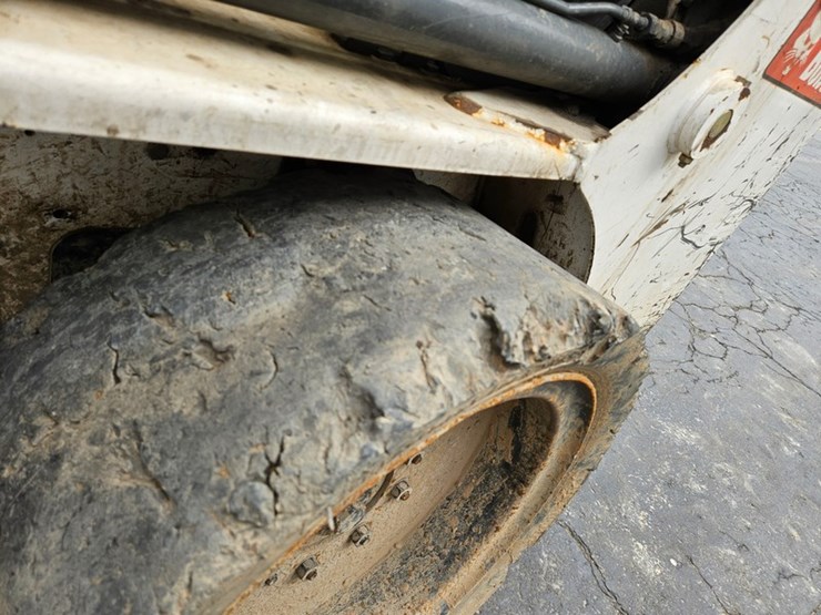 bobcat-s130-image-37