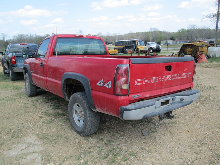 2006-chevrolet-2500hd-image-4