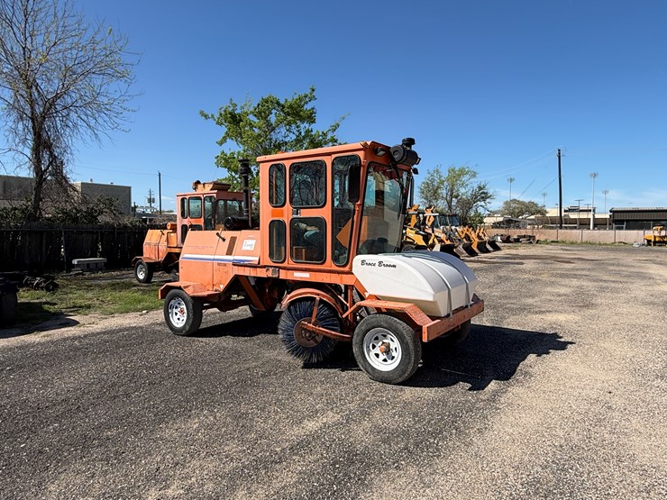 2012-broce-rjt350-image-2