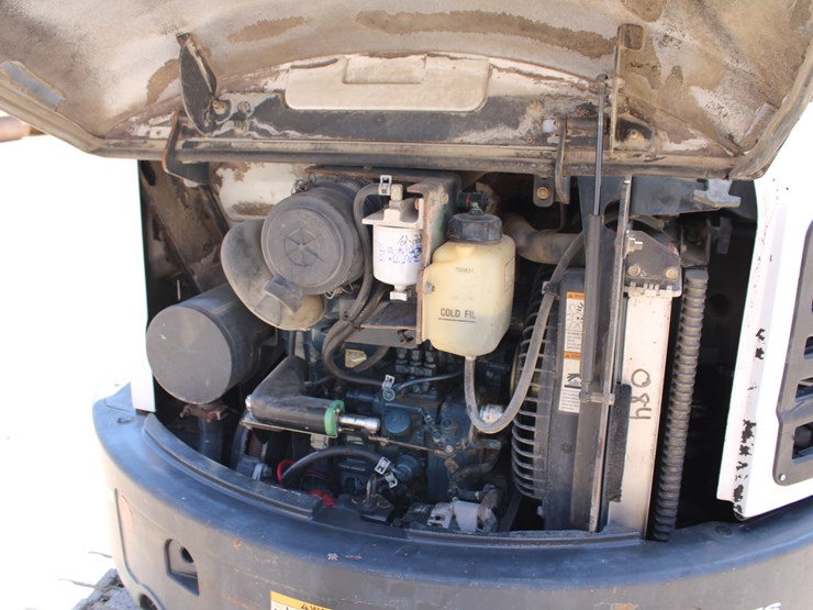 2011-bobcat-e35-image-8