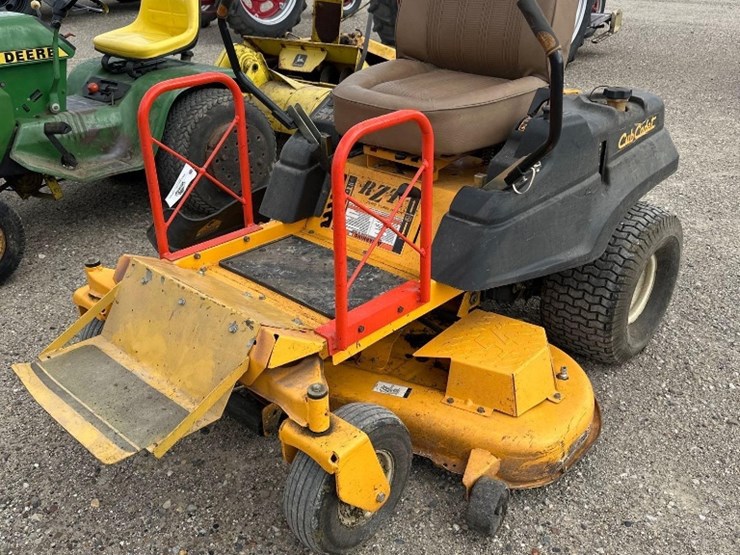 cub-cadet-rzt54-image-1
