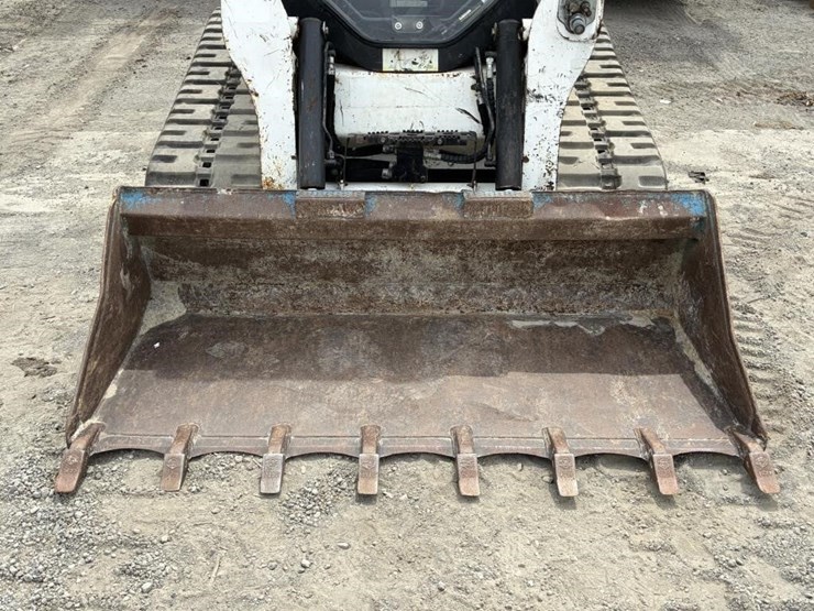 2016-bobcat-t650-image-7
