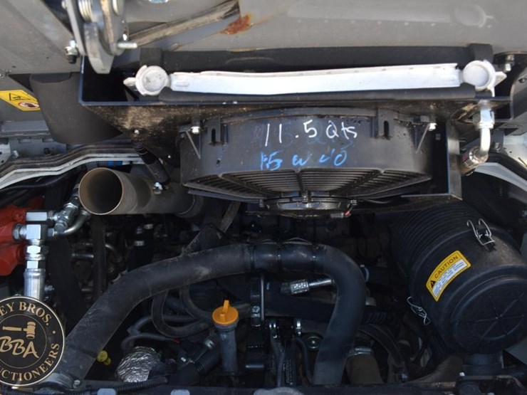 2020-takeuchi-tl8r2-image-38