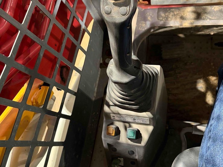 takeuchi-tl8-image-14