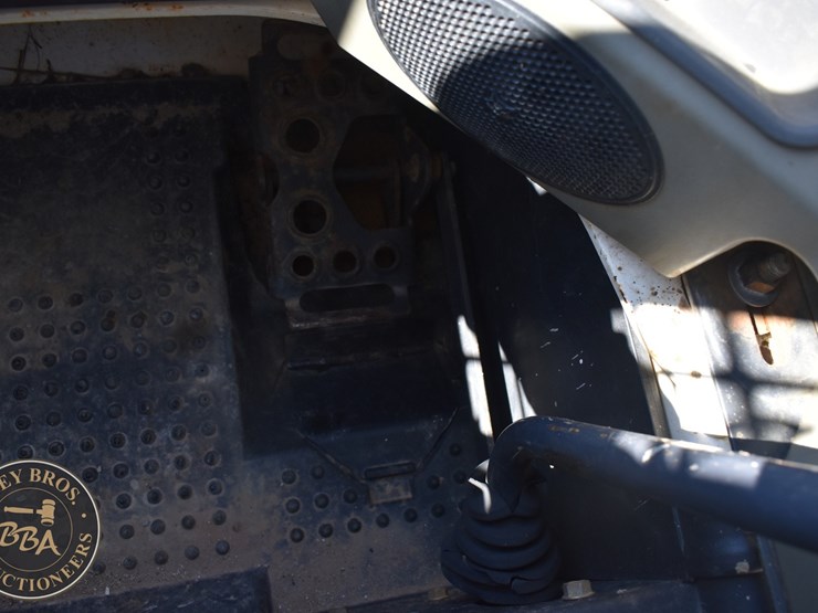 2016-bobcat-t650-image-65