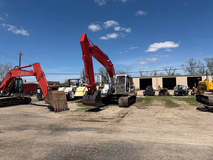 2006-link-belt-210-lx-image-4