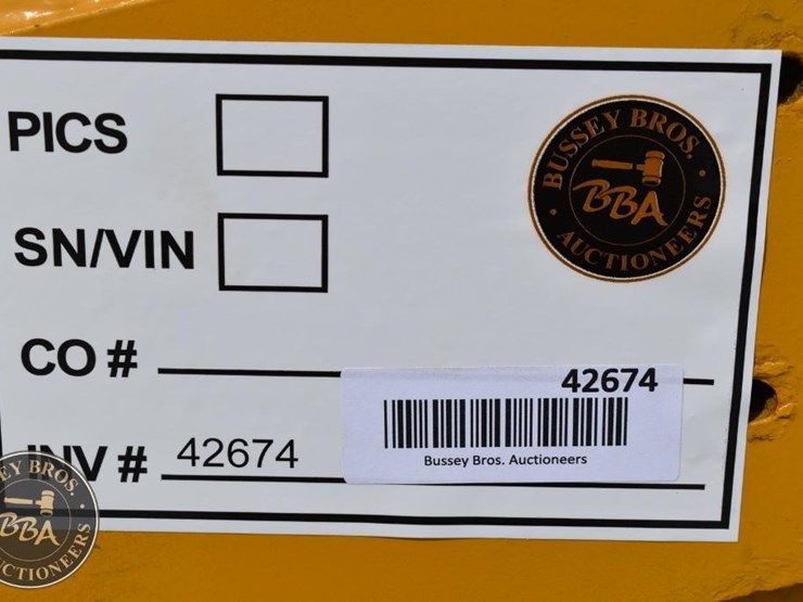 2023-caterpillar-259d3-image-65