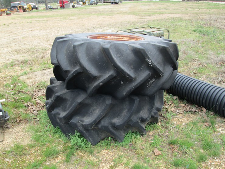 #38184-•-lot-of-(2)-goodyear-23.1-26-tractor-tires-image-3