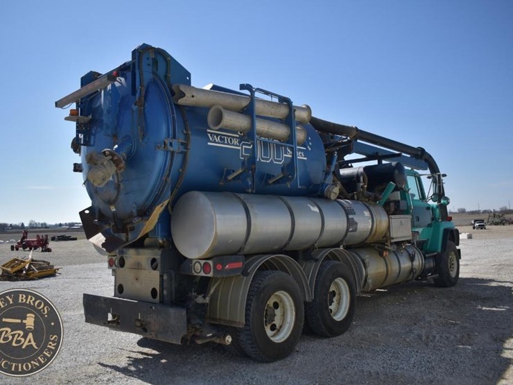 1996-ford-lnt8000-image-11