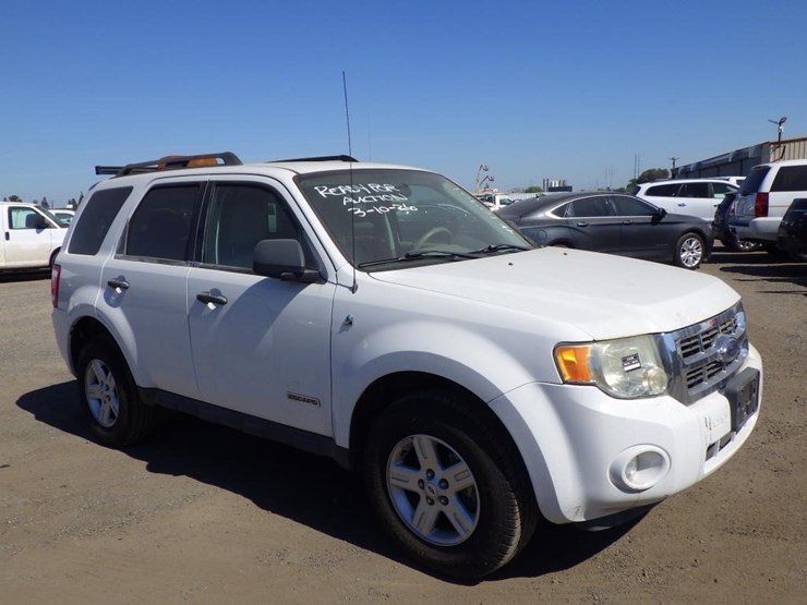 2008-ford-escape-image-2