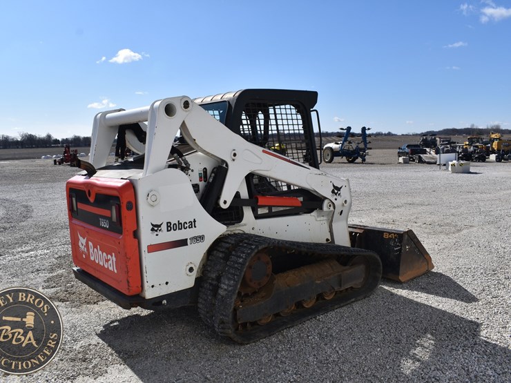 2016-bobcat-t650-image-18