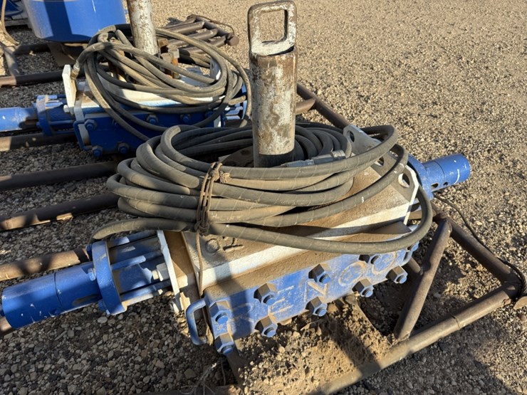 7-1/16-x-5m-2-3/8-sgl-stud-hydraulic-blowout-preventer,-charted-image-1