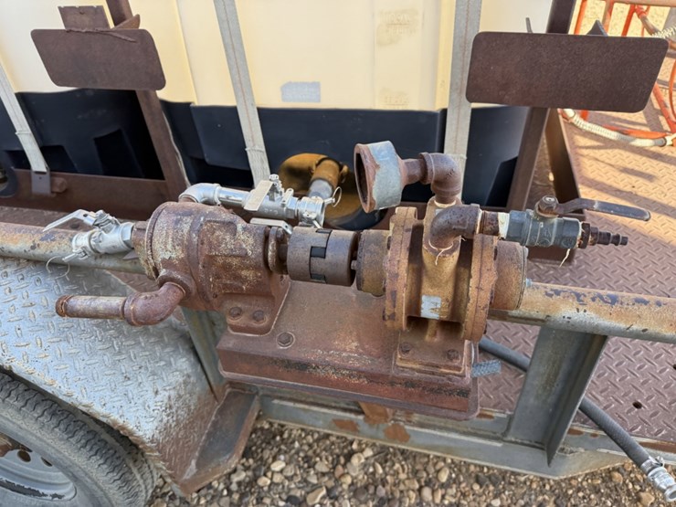 2006-maxey-16'-x-image-9