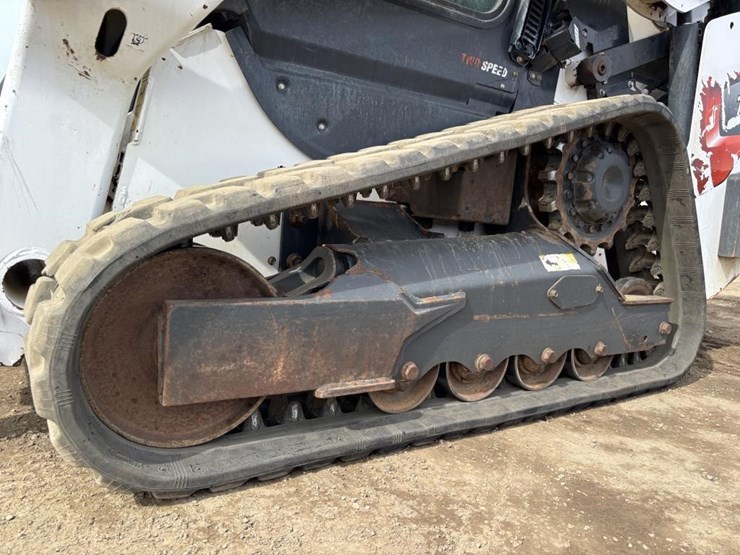 2021-bobcat-t66-image-14