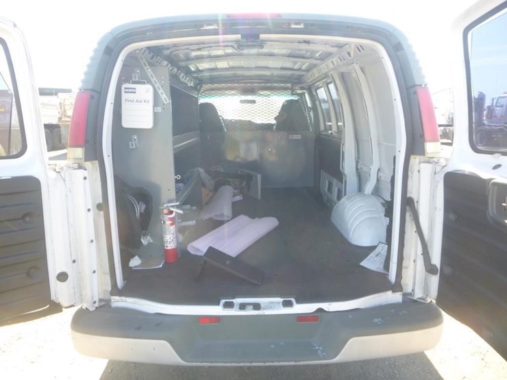 2002-chevrolet-1500-image-11