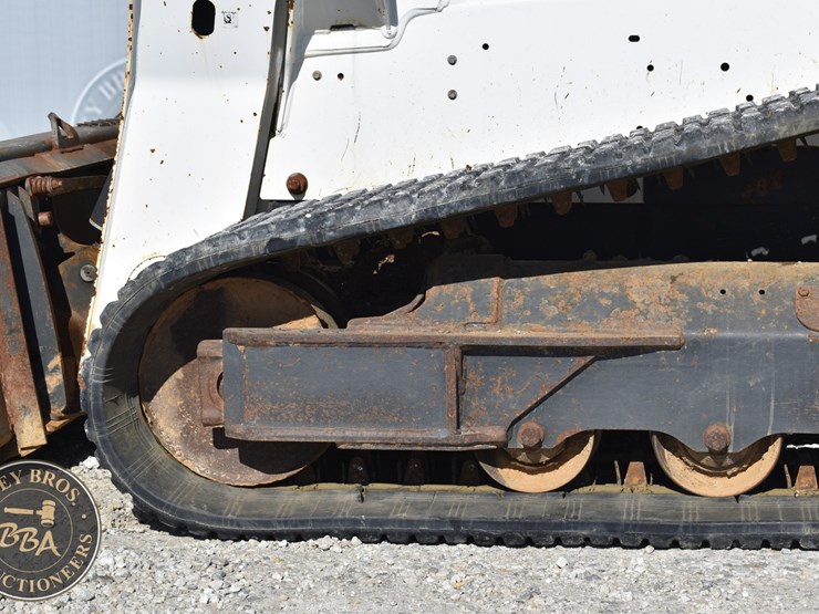 2016-bobcat-t650-image-37