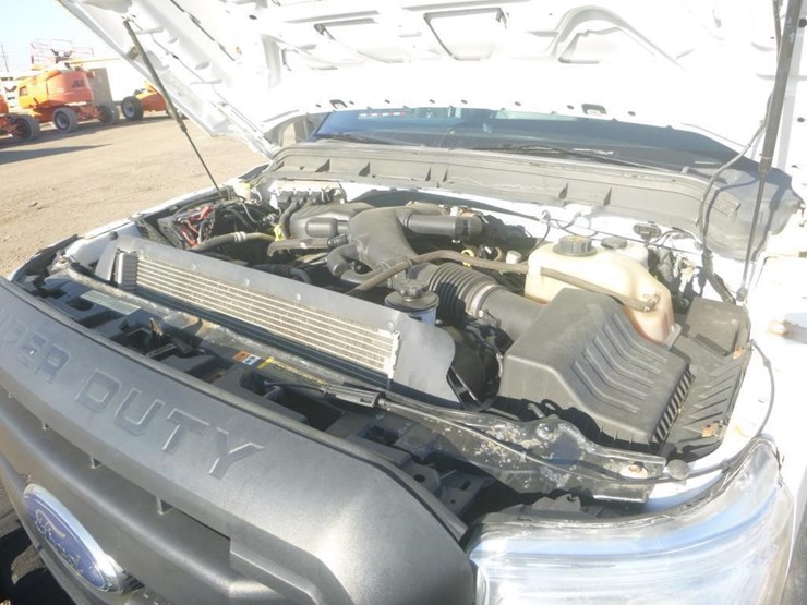 2013-ford-f450-image-19