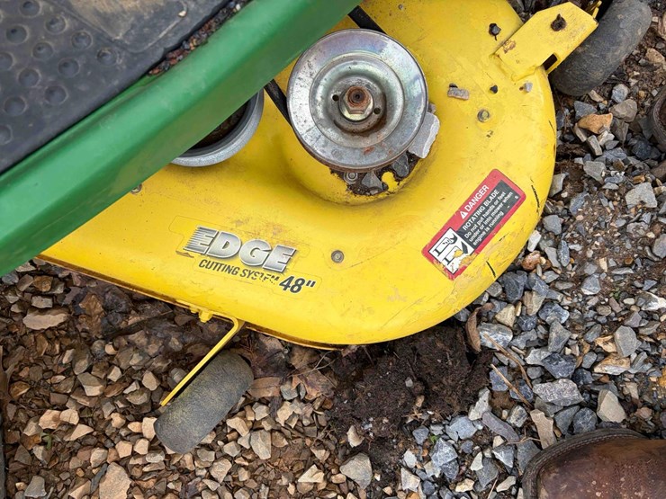 john-deere-l120-image-6