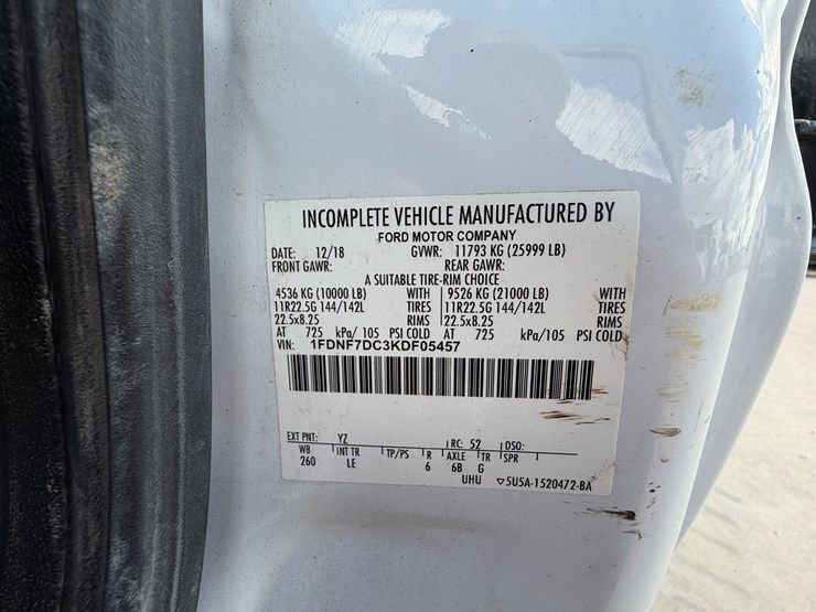 2019-ford-f750-image-5