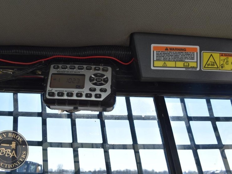 2012-caterpillar-257b3-image-55