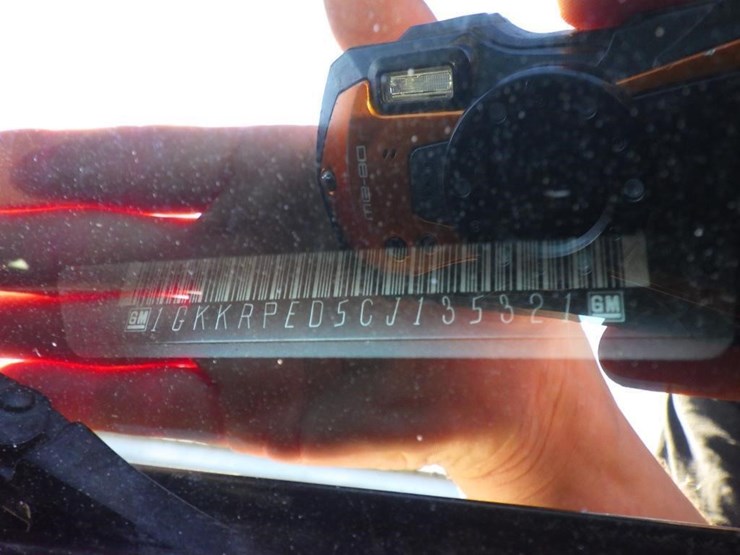 2012-gmc-acadia-image-14