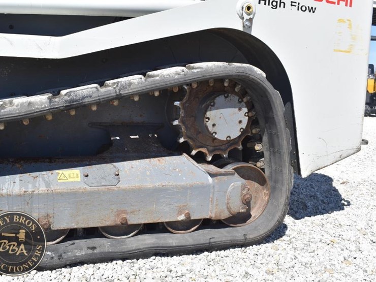 2020-takeuchi-tl8r2-image-29