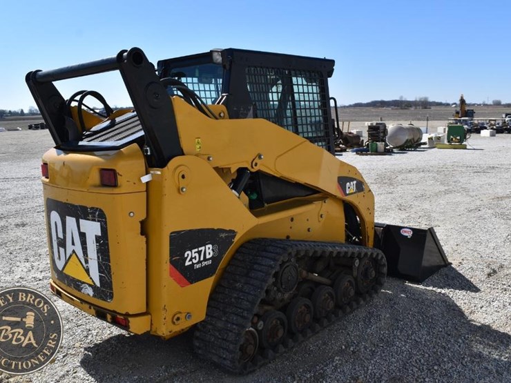 2012-caterpillar-257b3-image-4